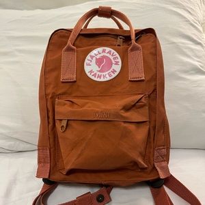 Fjallraven Kanken Mini Backpack